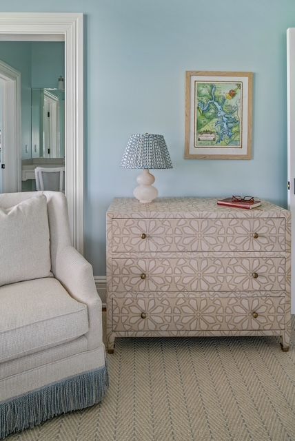 Take A Peek, interior photo 212