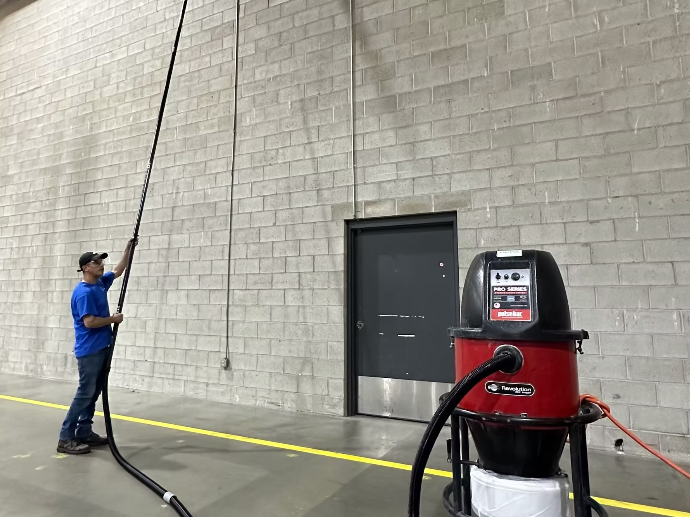 Cleaning high ceilings in a  commerical buiilding