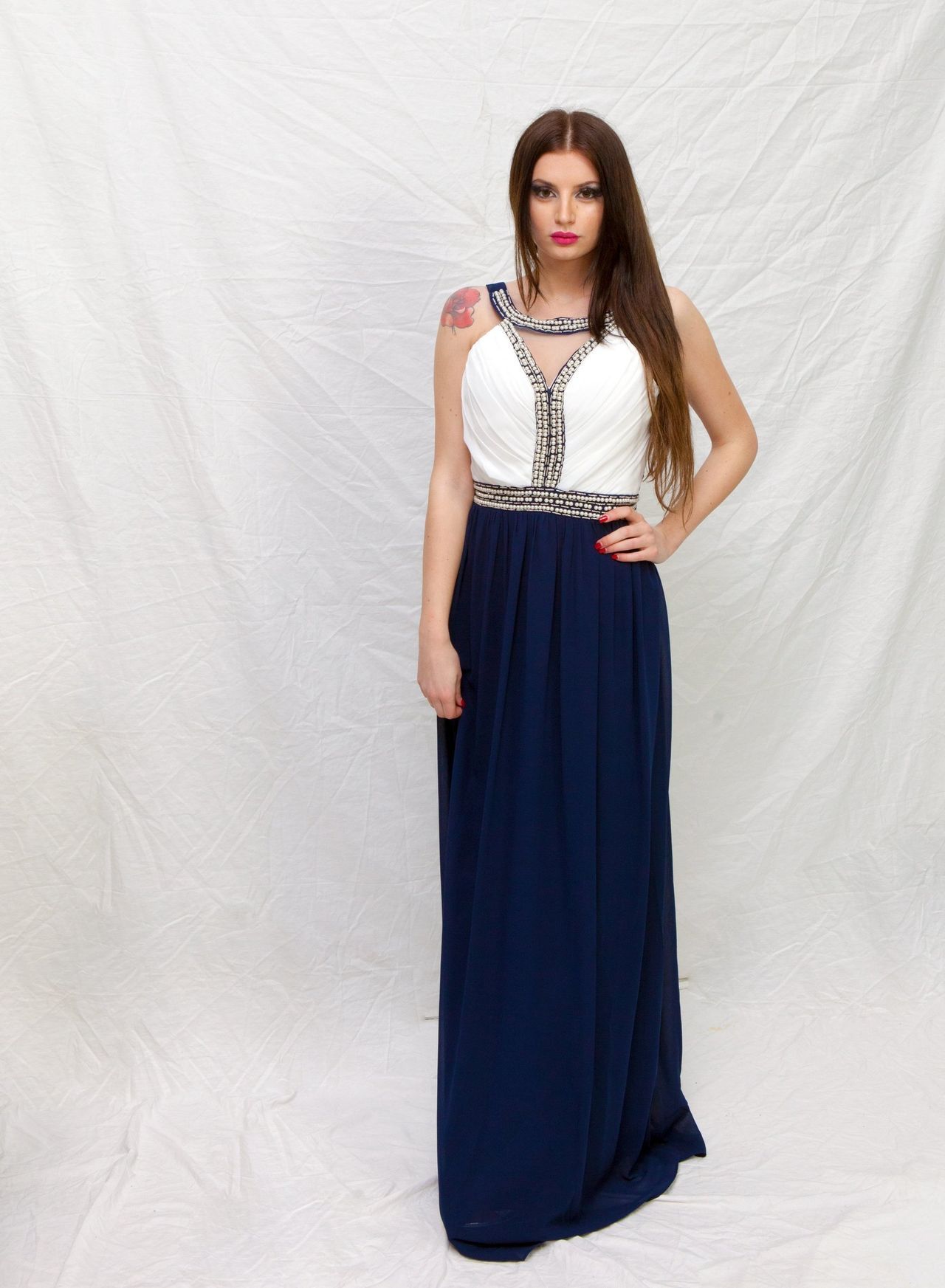 abito lungo bianco e nero