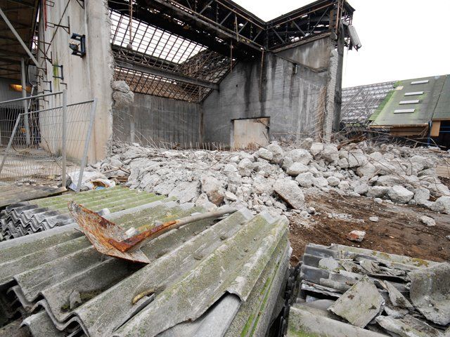 asbestos demolition
