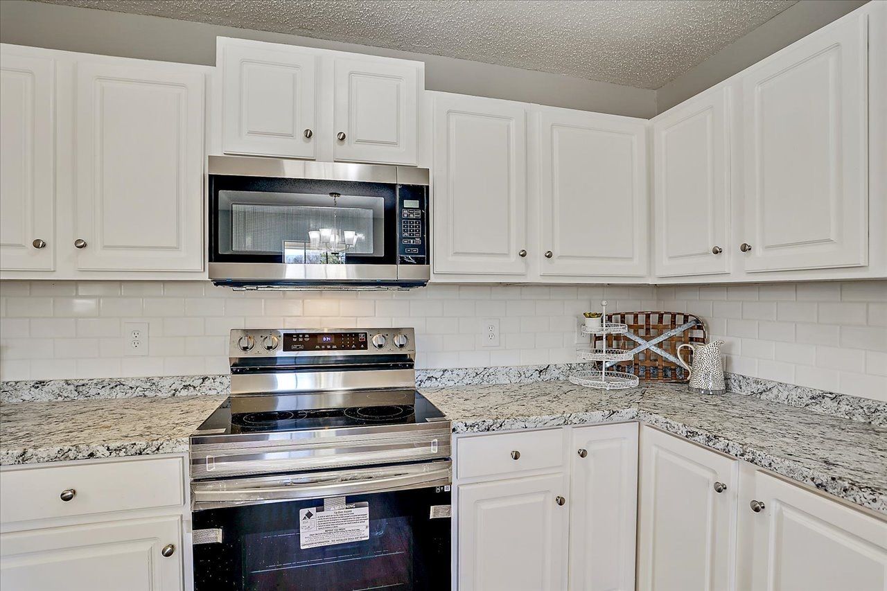 Kitchen 03 with  appliances