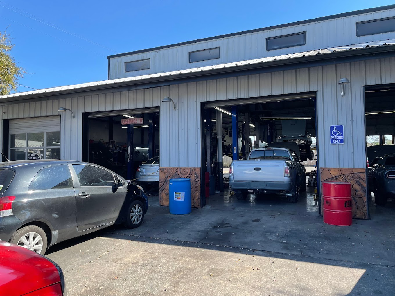 Service Garage | East Hill Automotive, Inc.