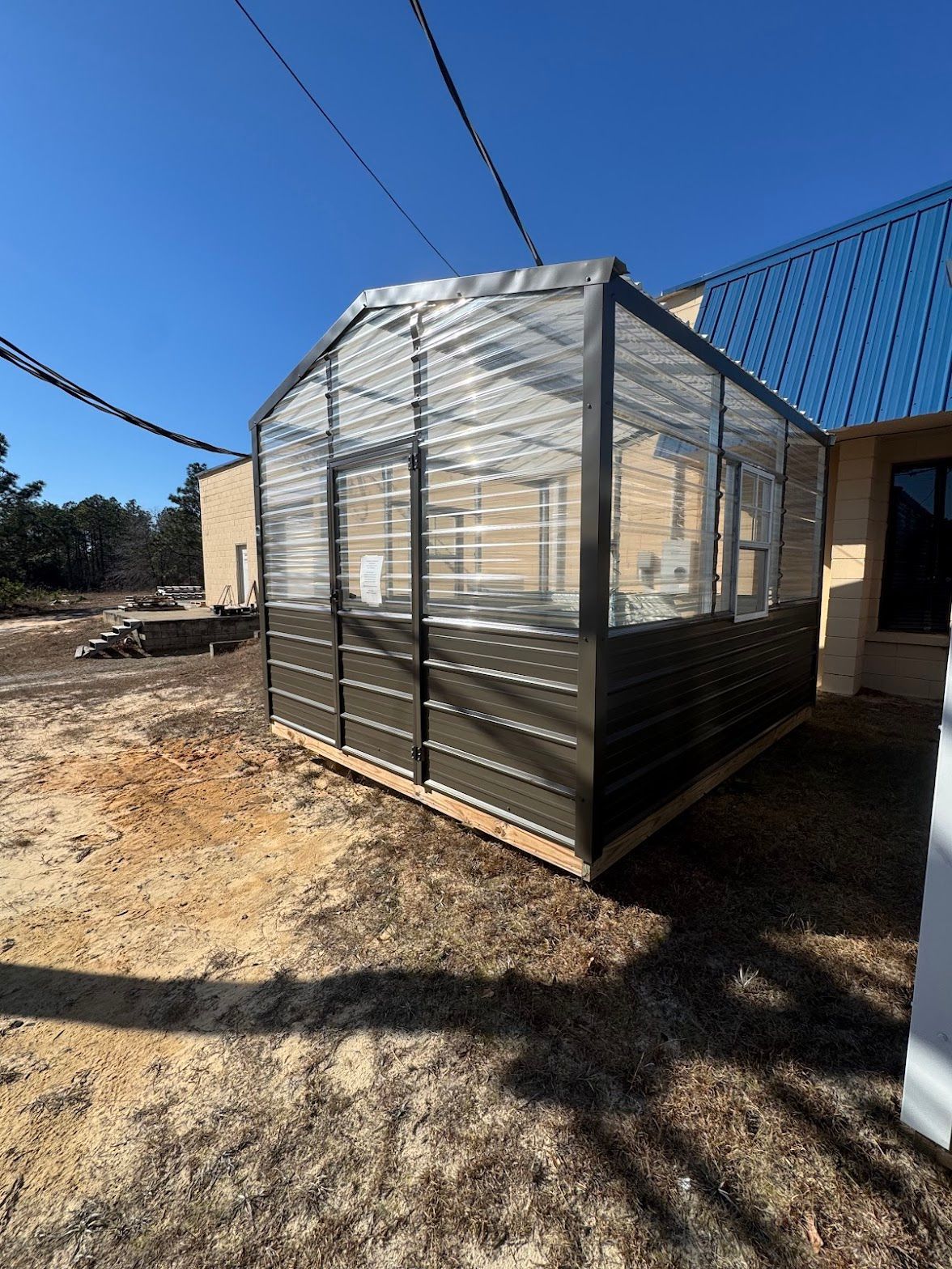 10x12 Deluxe Style Greenhouse 110124