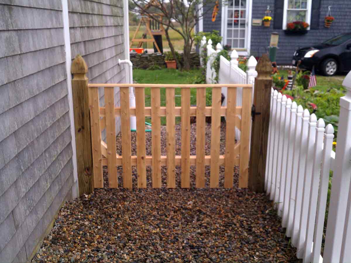 Martha's Vineyard Gate — Cedar Fences in Kingston, MA