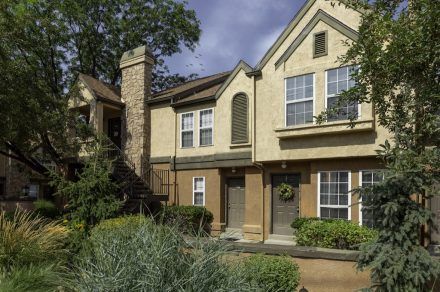 Vine-Gate-Exterior 5