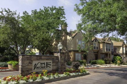 Vine-Gate-Exterior 6