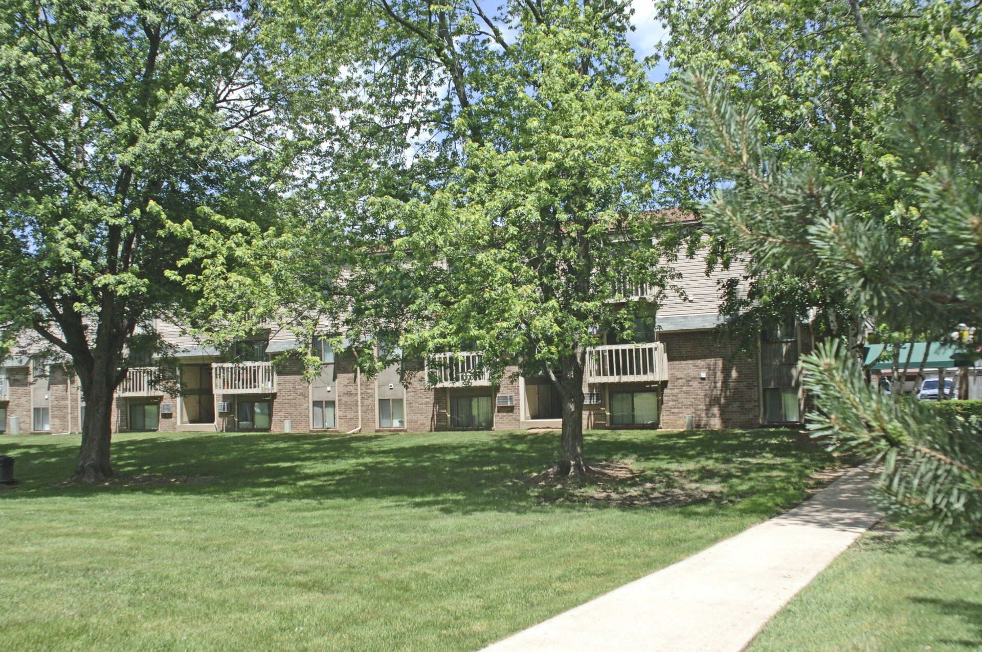 Kalamazoo Michigan Apartments Convenient and Affordable 1 & 2Bedroom