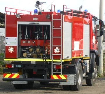 Veicolo antincendio