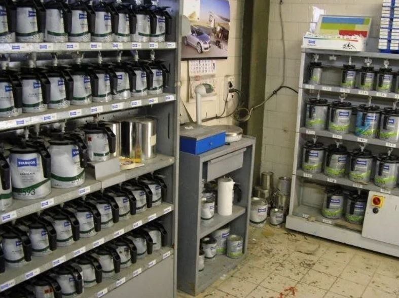 Vernici per carrozzeria di veicoli pesanti