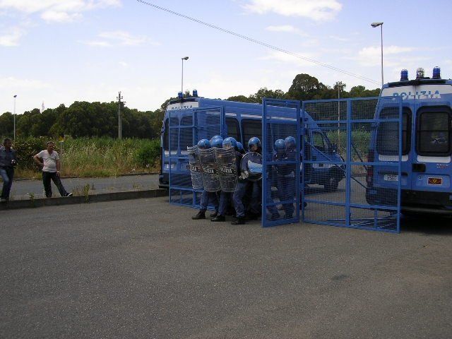 Barriera antisommossa per la polizia