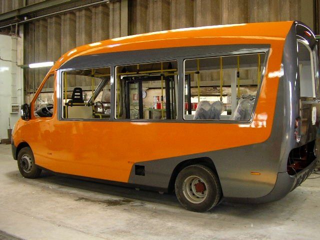 Mezzo pubblico verniciato