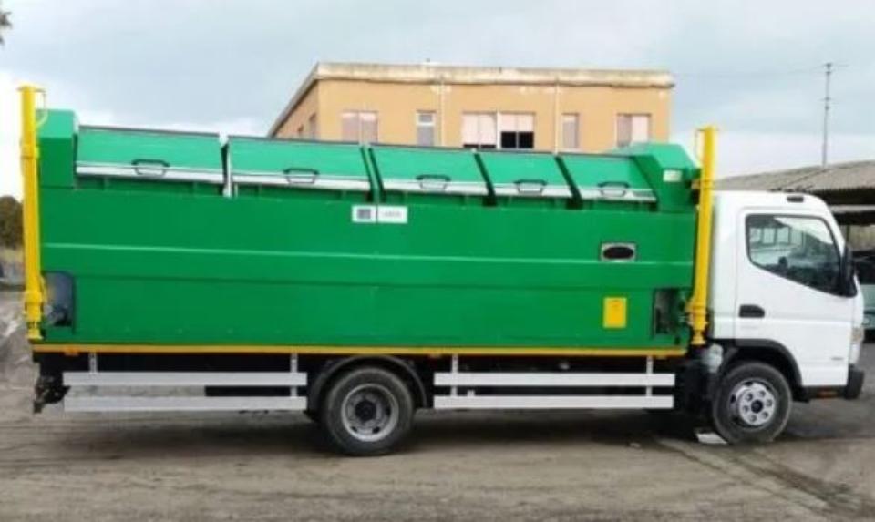 mezzi per raccolta rifiuti