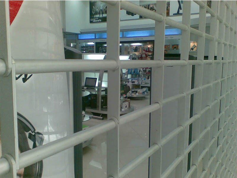 Anesgo cortina enrollable tipo malla