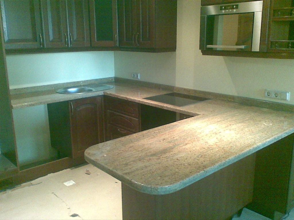 Stalviršių ir palangių gamyba, montavimas