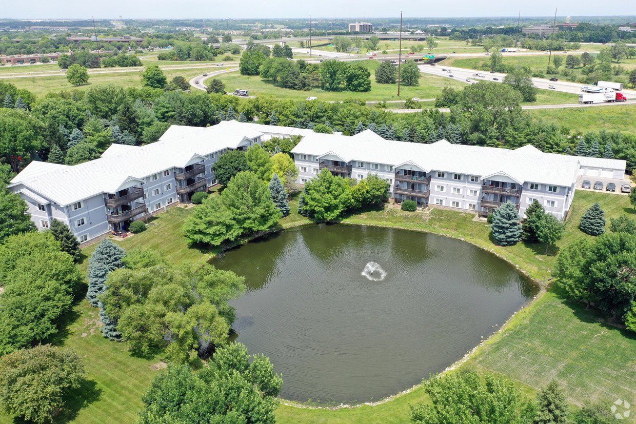 Gallery Sun Prairie Apartments for Rent in West Des Moines, IA