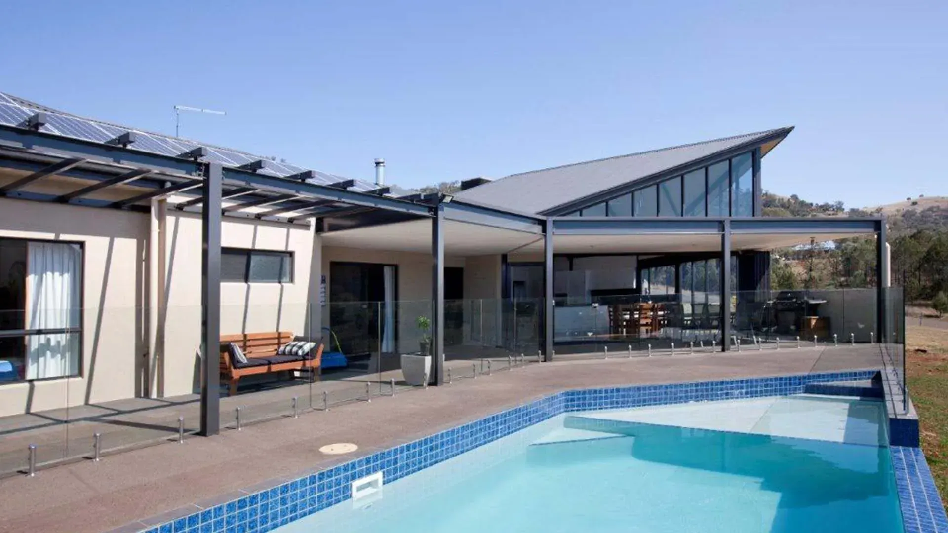 Engerts Project Featuring a Stylish Blue Swimming Pool — D&C Projects in Tamworth, NSW