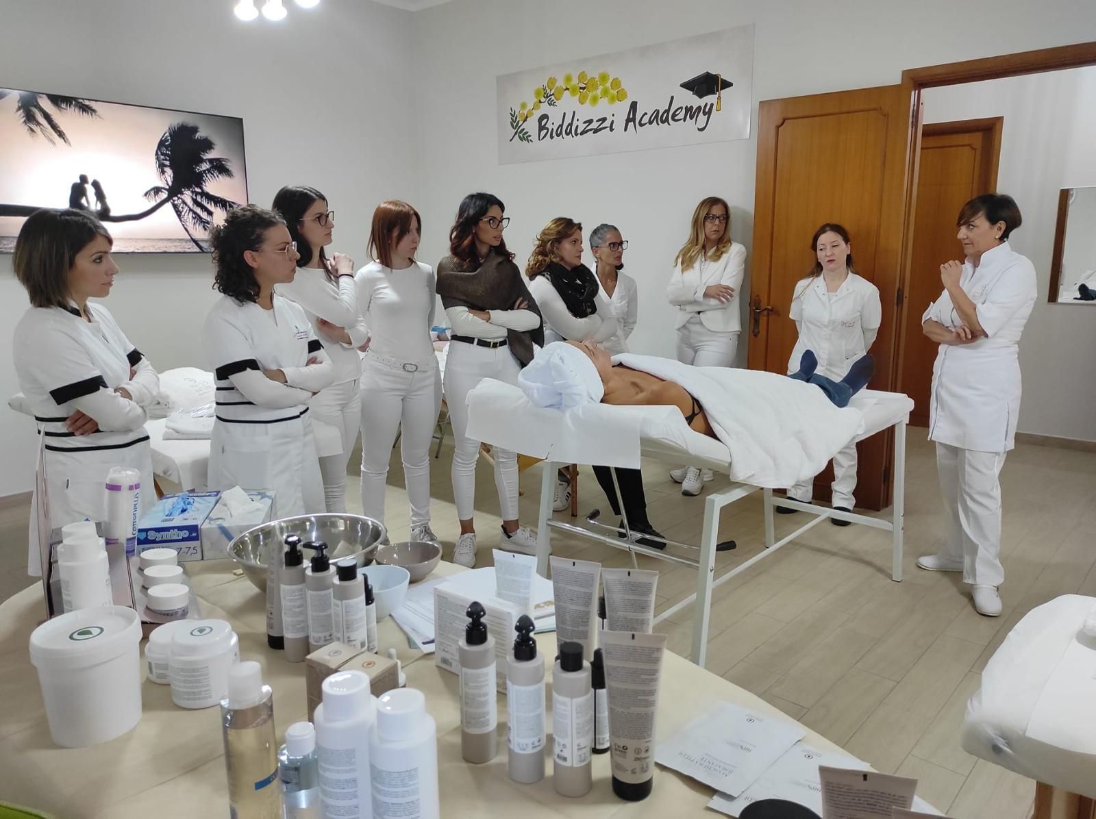 corsi di formazione per parrucchieri e centri estetici