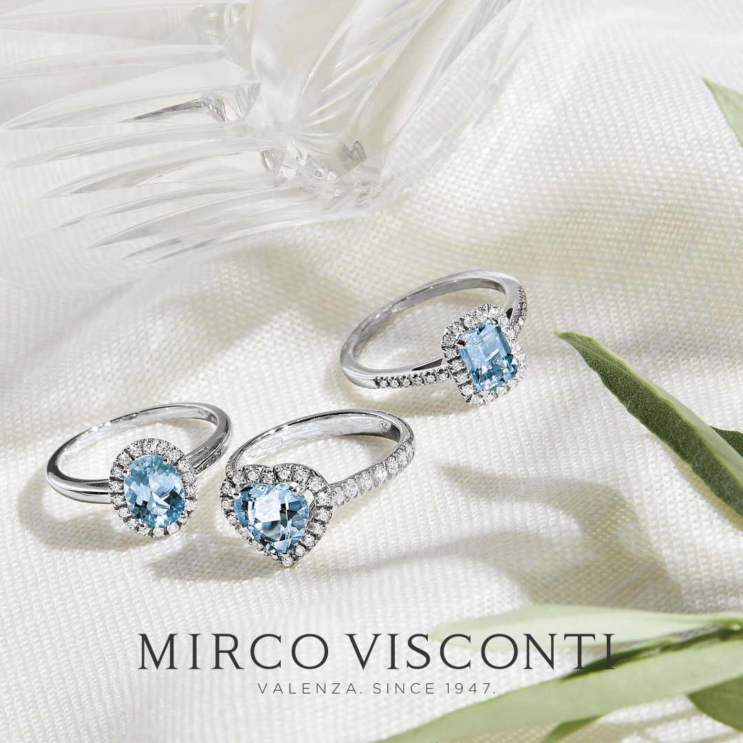 Anelli e collane in oro 18 carati e diamanti, rubini, zaffiri. Anelli in oro 18 carati con diamanti e acque marine.