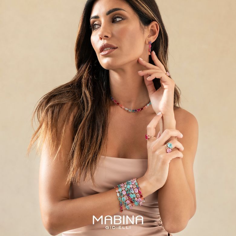 Federica Nargi indossa la nuova Collezione Santorini multicolor di Mabina Gioielli