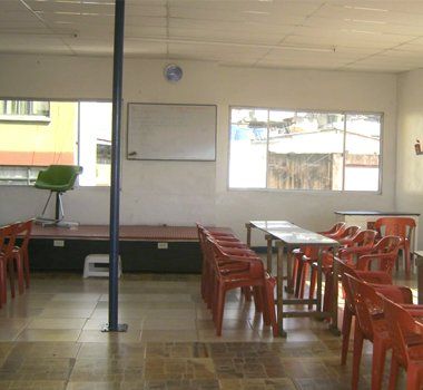 Escuela Técnica de Belleza Hollidays - Salón de clases