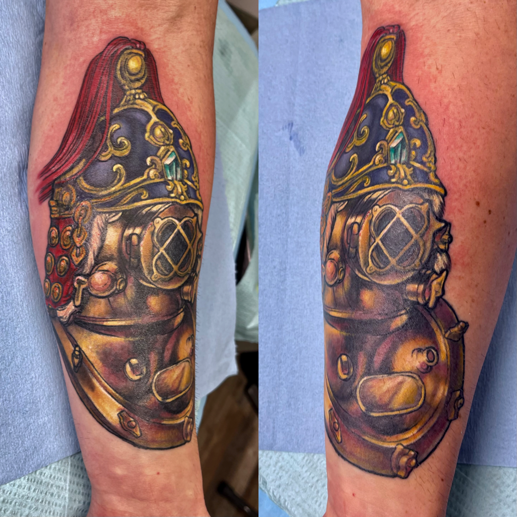 Diver helmet tattoo