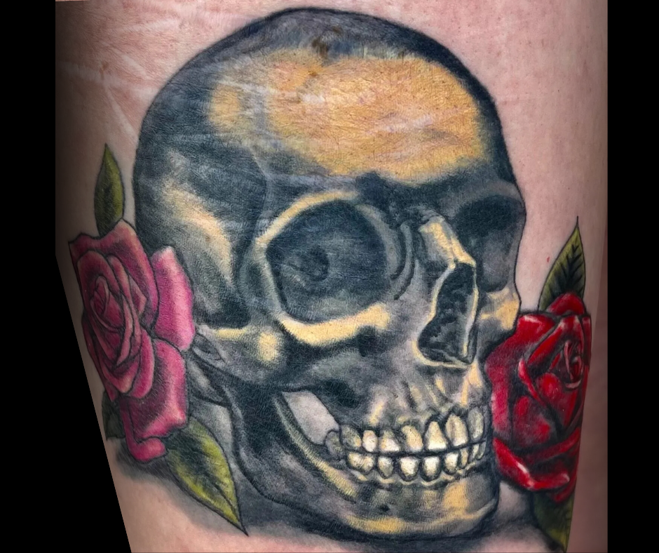 picture of skull and roses tattoo