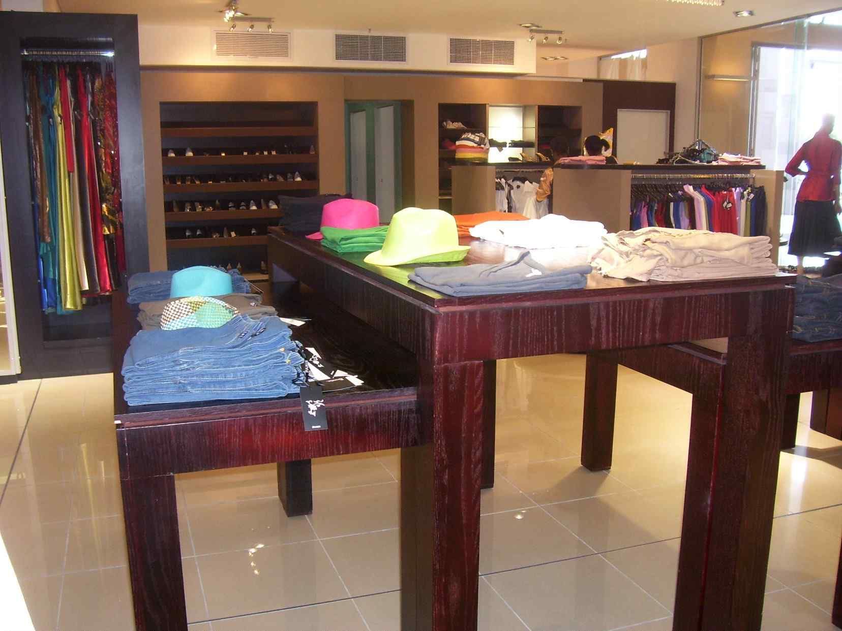 Eleganza Shopfitting 8