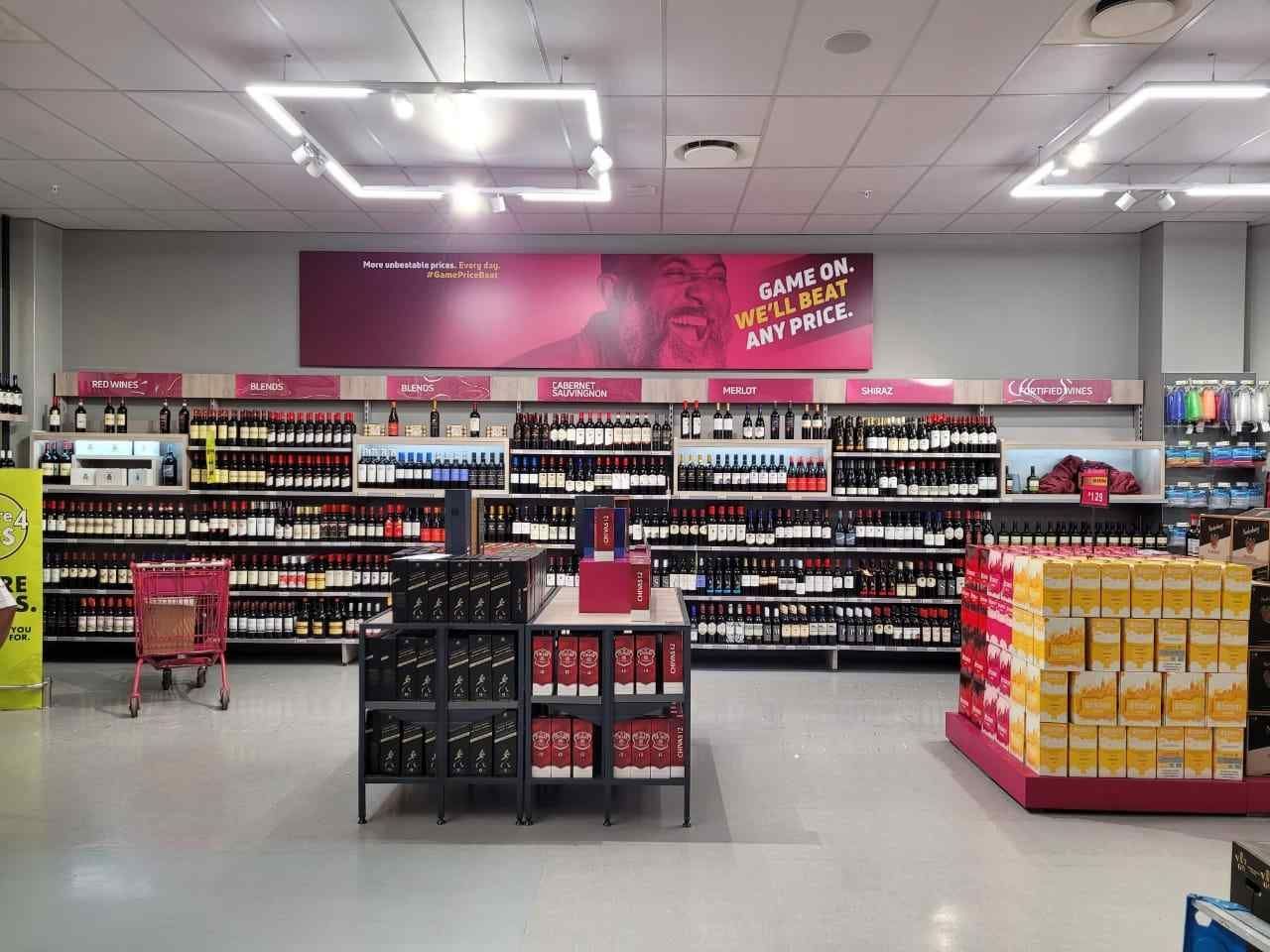 Game Store Shopfitting 13