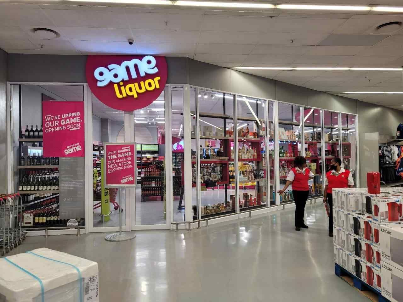 Game Store Shopfitting 1
