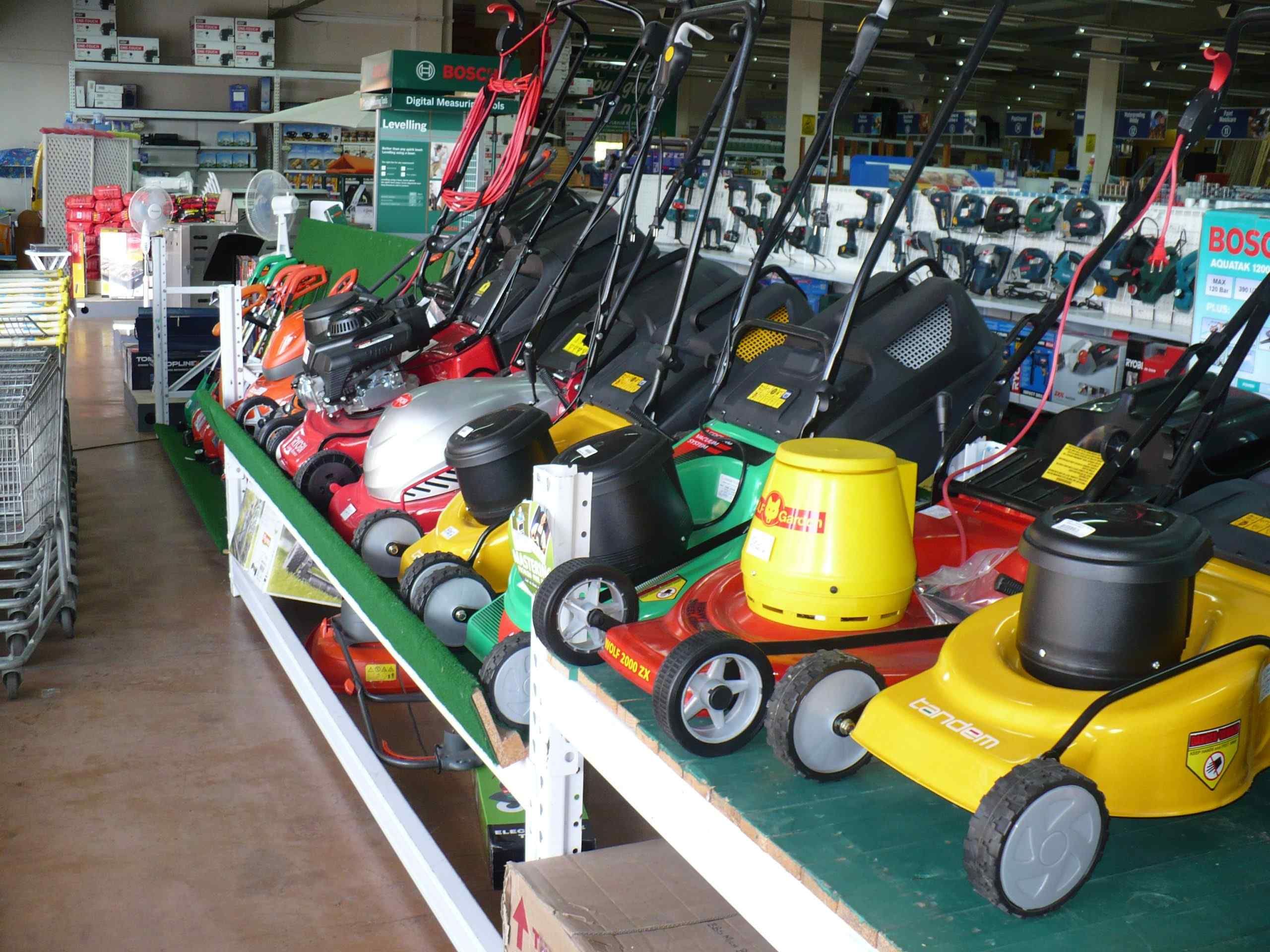 Lawnmower Displays Units 2