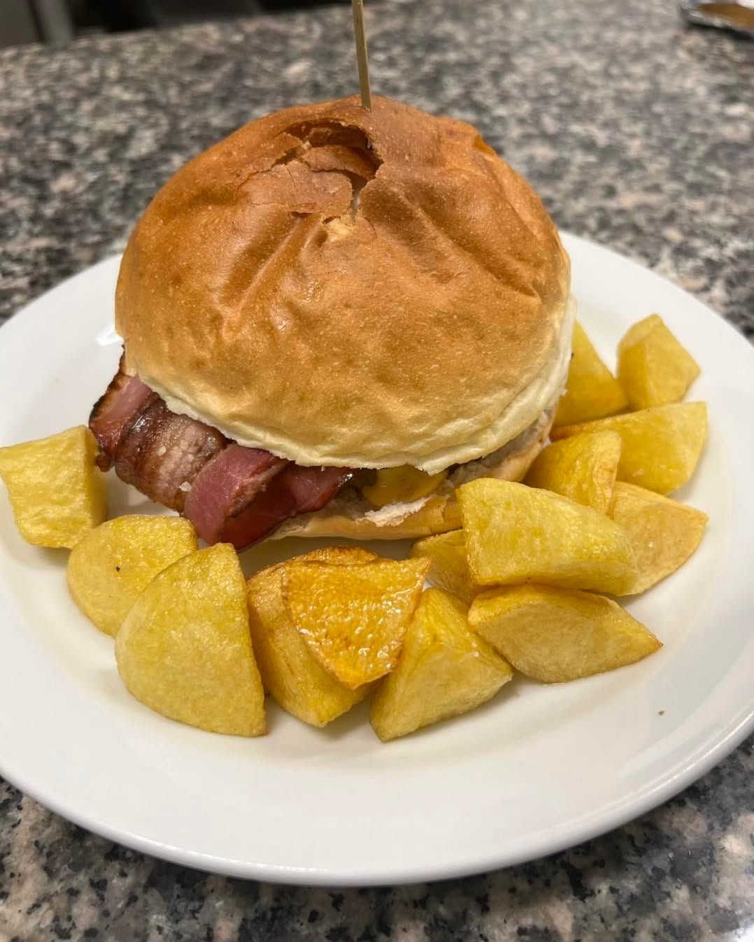 panino con hamburger
