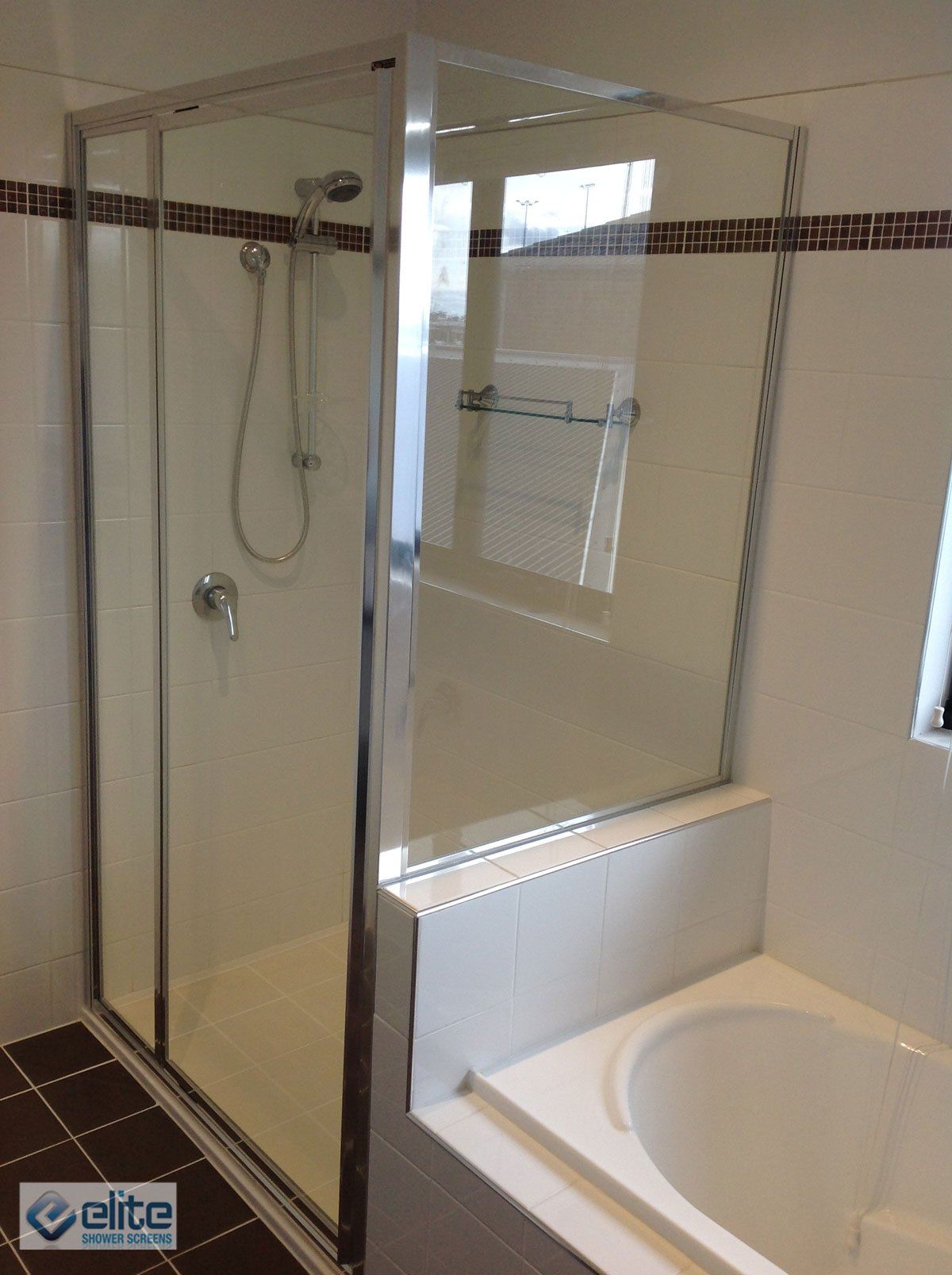 Fully Framed Pivot Showerscreens