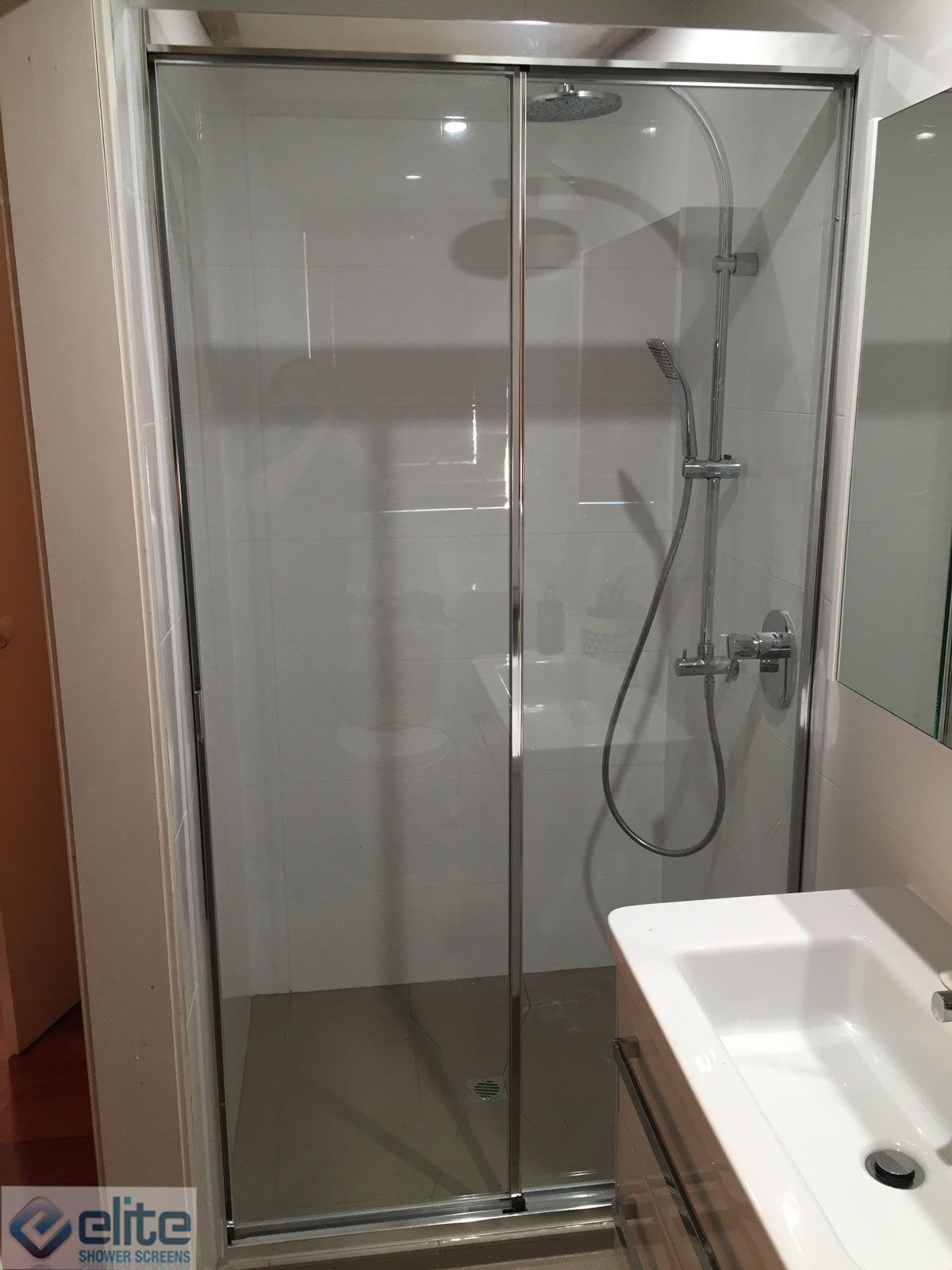Fully Framed Sliding Showerscreens Melbourne