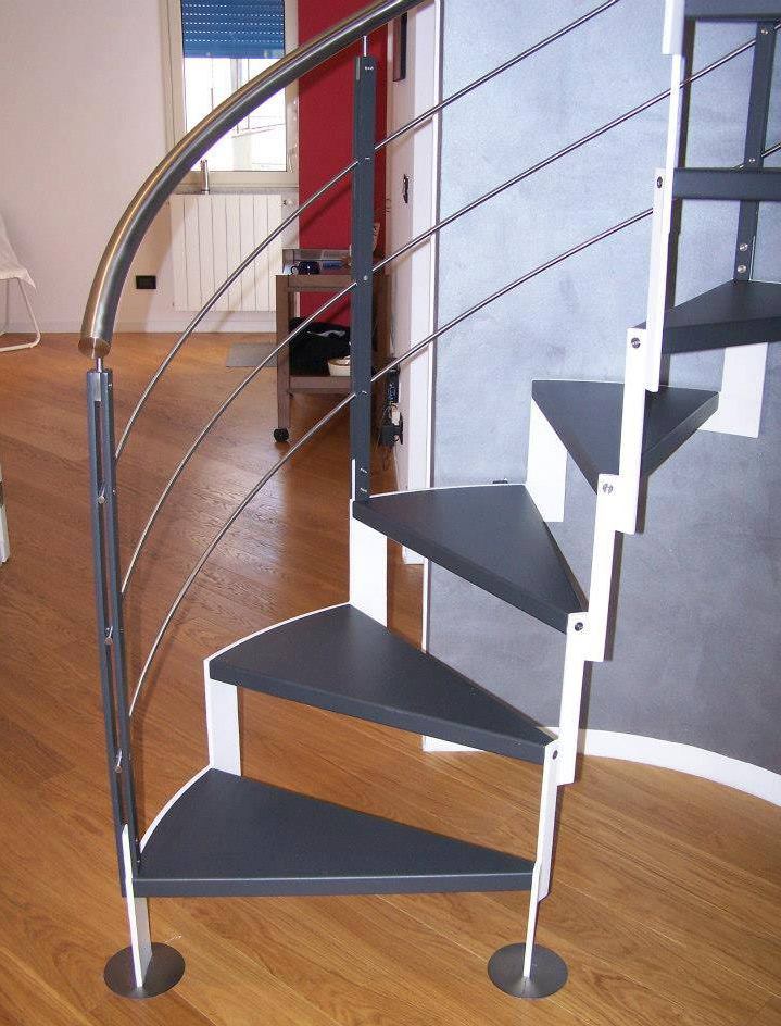 scala interna in alluminio