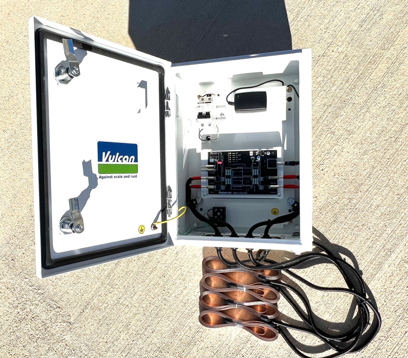 Vulcan Anti-Scale outdoor protection cabinets are designed to last a lifetime.