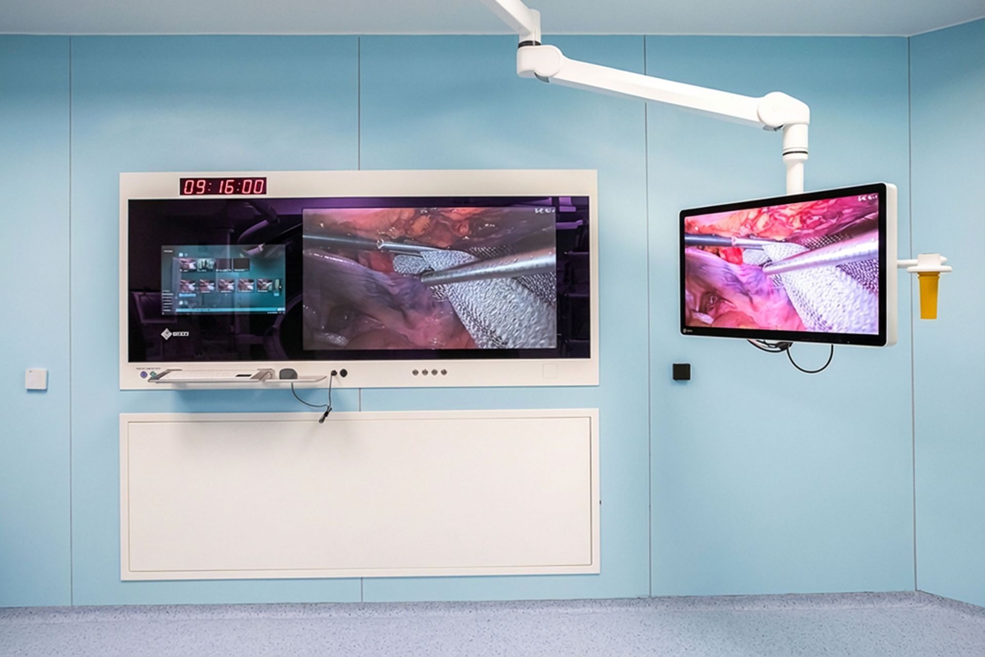 Digital operating room environment