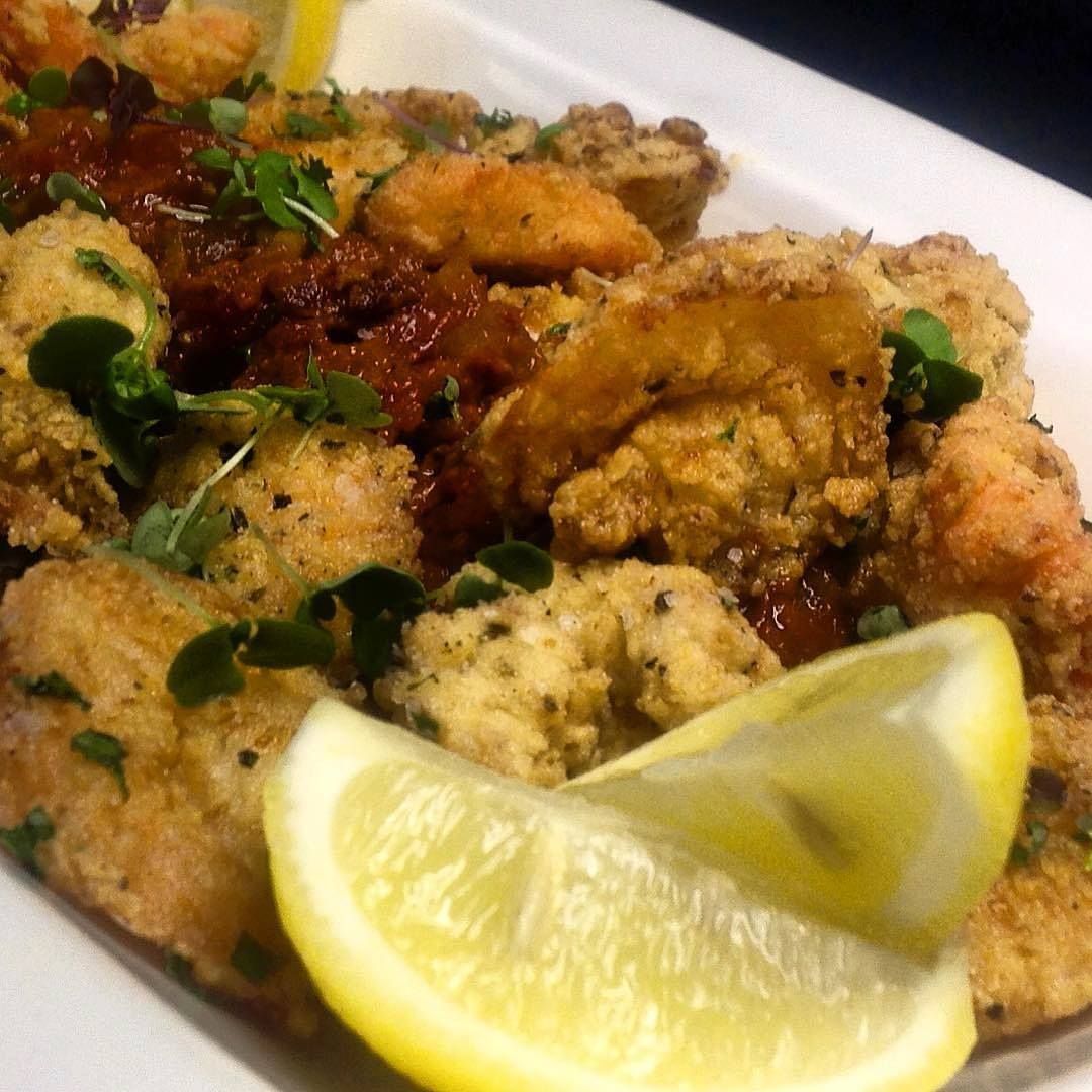 Fried Calamari with a slice of lemon on top