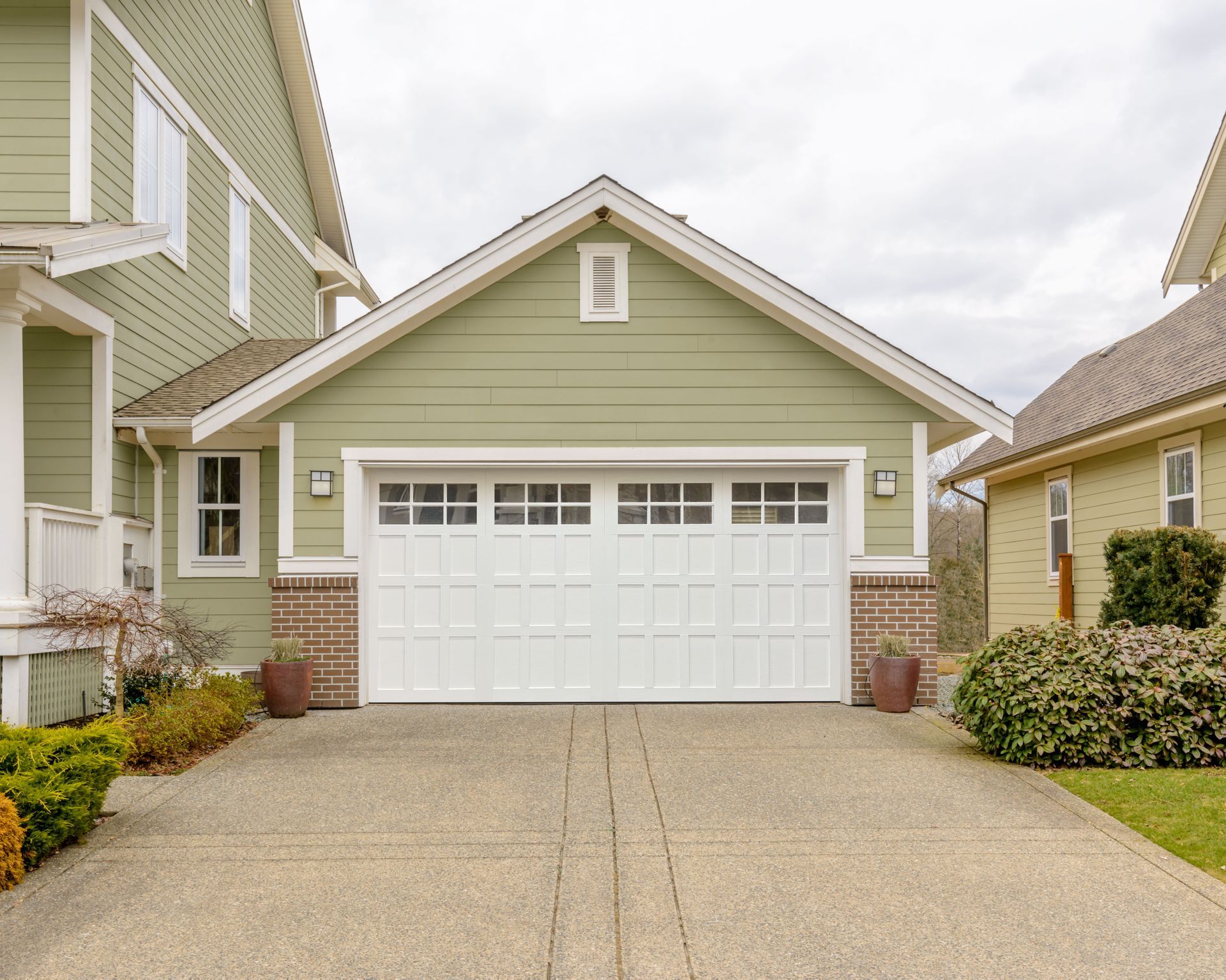 Aluminum garage door installation