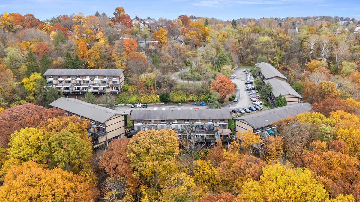 Photo of modern apartment, click here to view Gallery