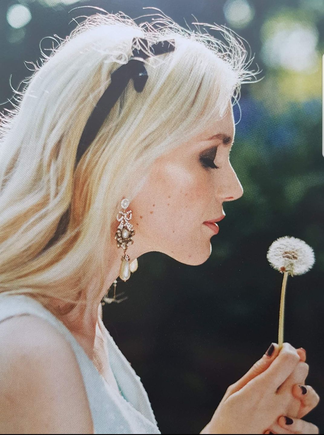 Bride with dandelion