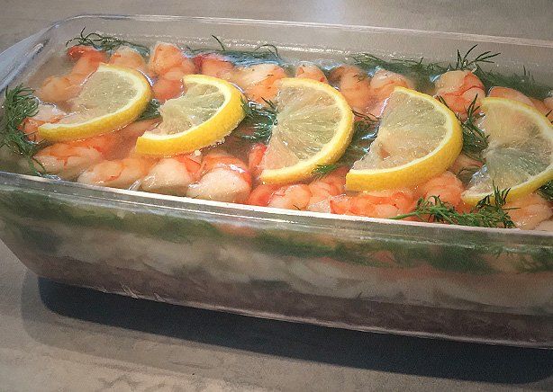 visterrine met garnalen en dille