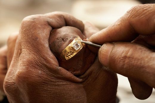 Goldsmith with ring | Toowoomba, QLD | Aztec Jewellers & Valuation Services