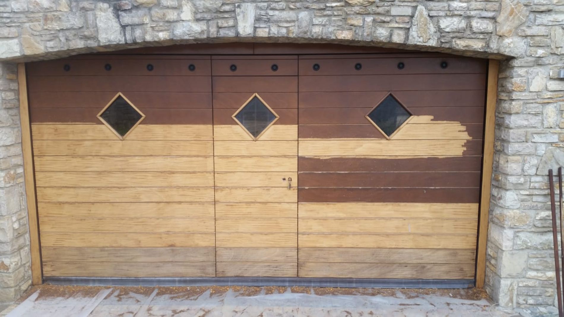 Porta in legno prima della verniciatura