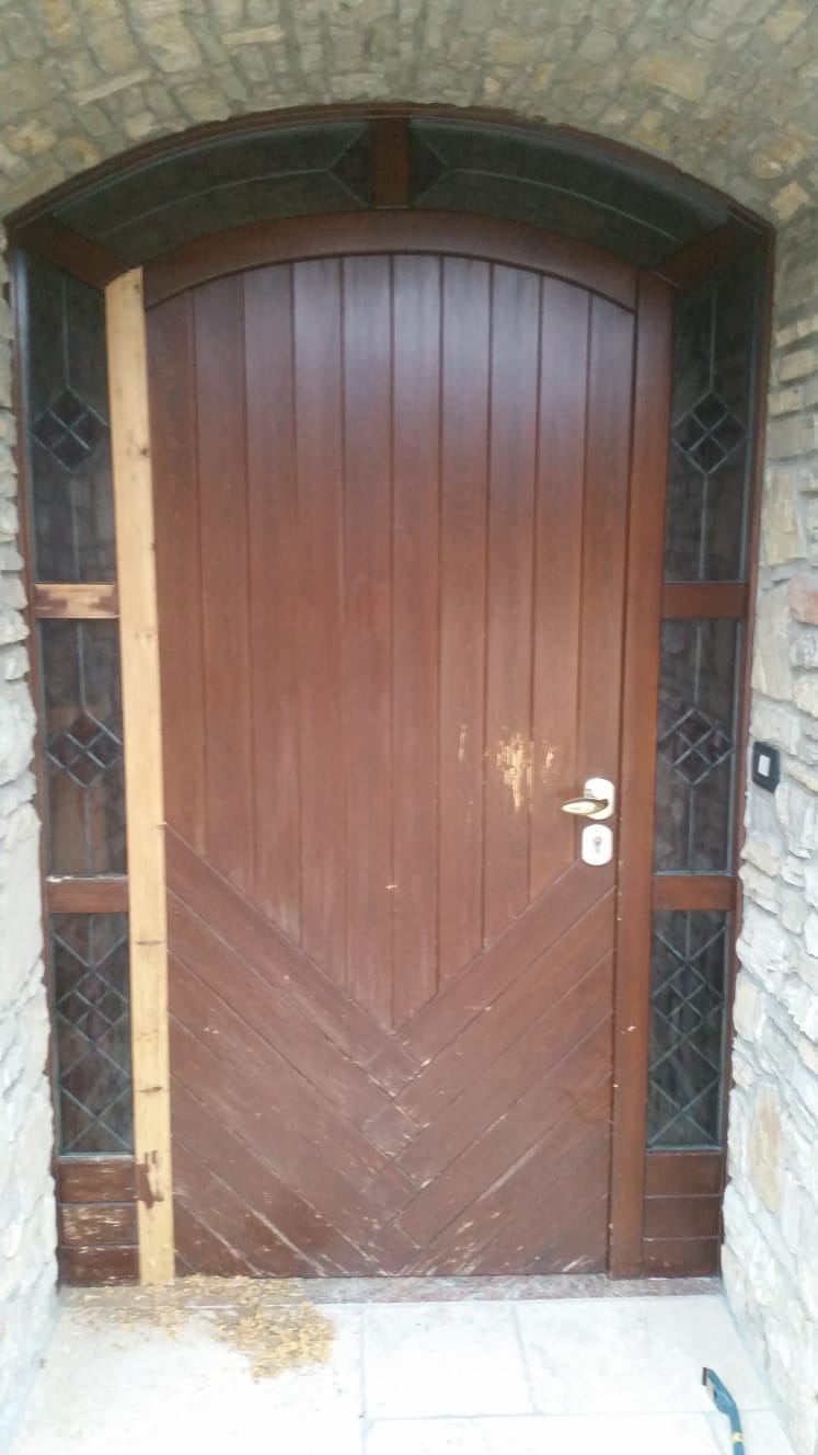 Portone prima della verniciatura