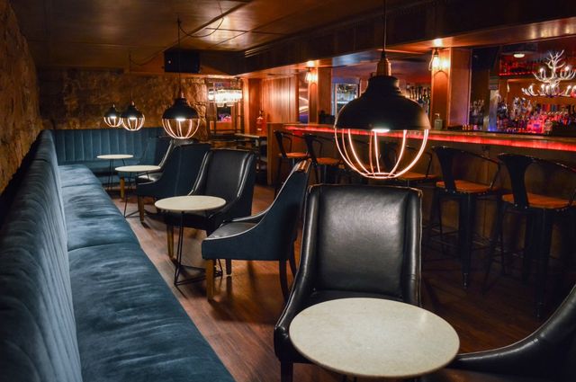 The Point Bar and Lounge