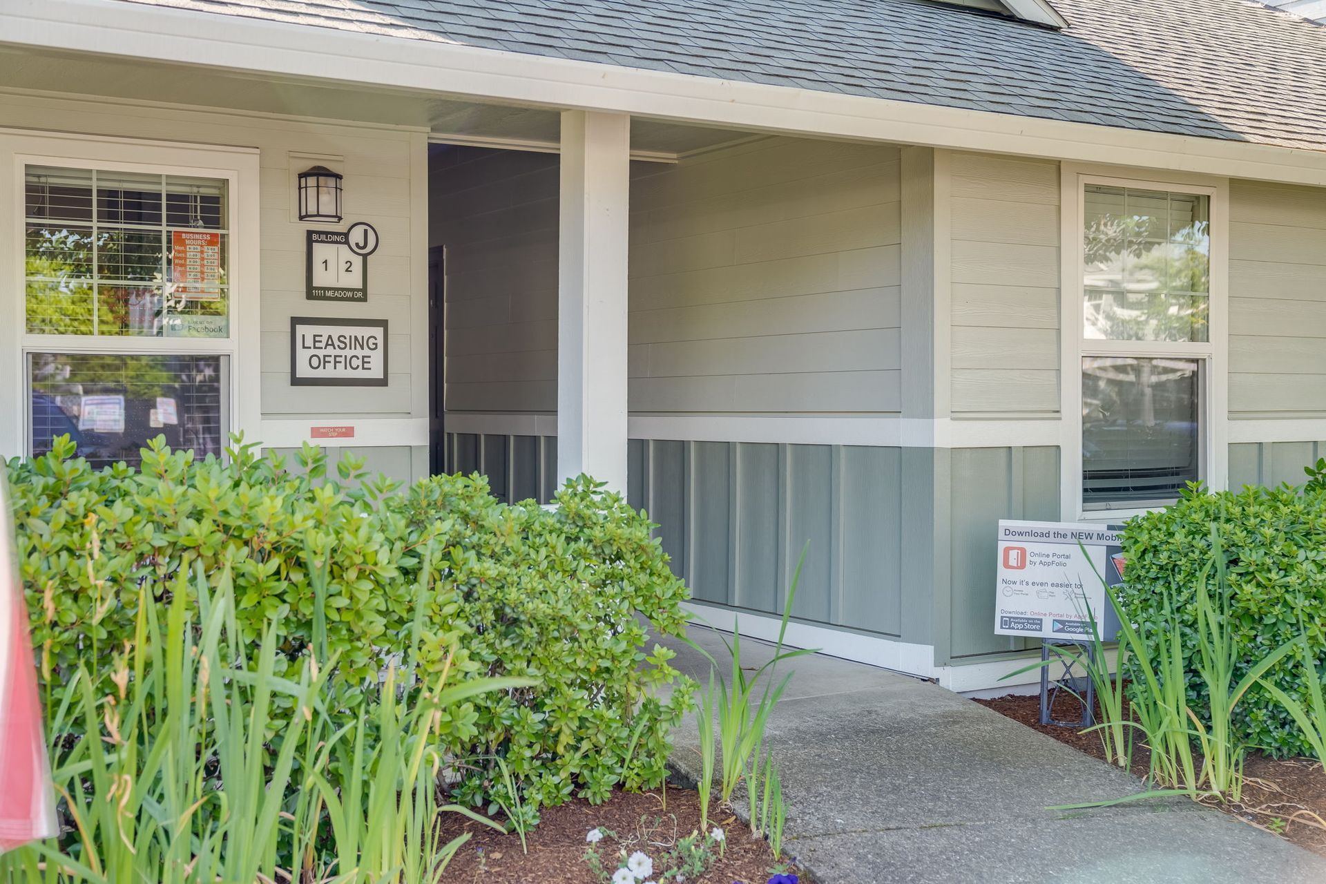 Leasing office open 9am-5pm Monday-Friday.