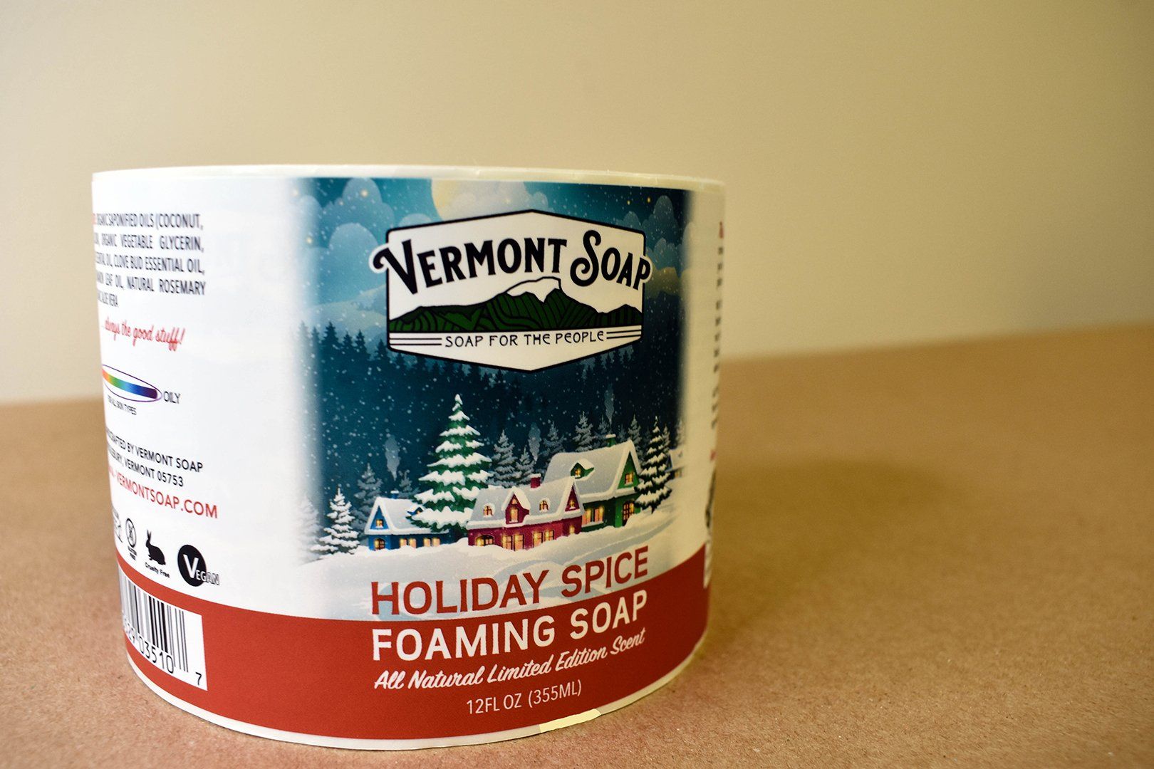 Vermont Soap Holiday Label Roll with Christmas Illustration