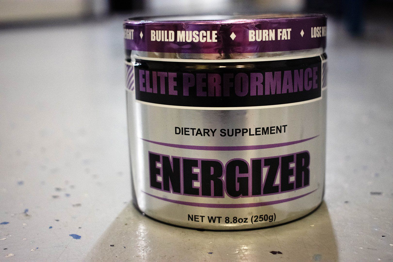 Shrink sleeve on energy supplement with cold foil effect