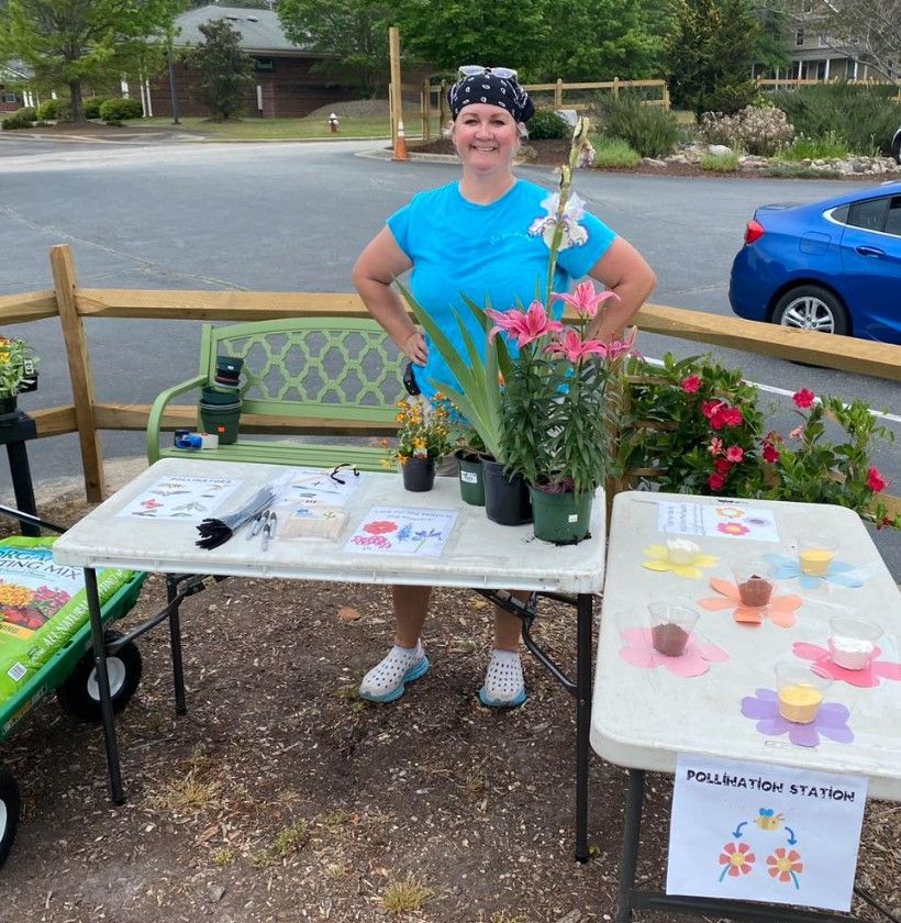 Logan's Garden Hut FuquayVarina, Apex & Clayton, NC Garden Center