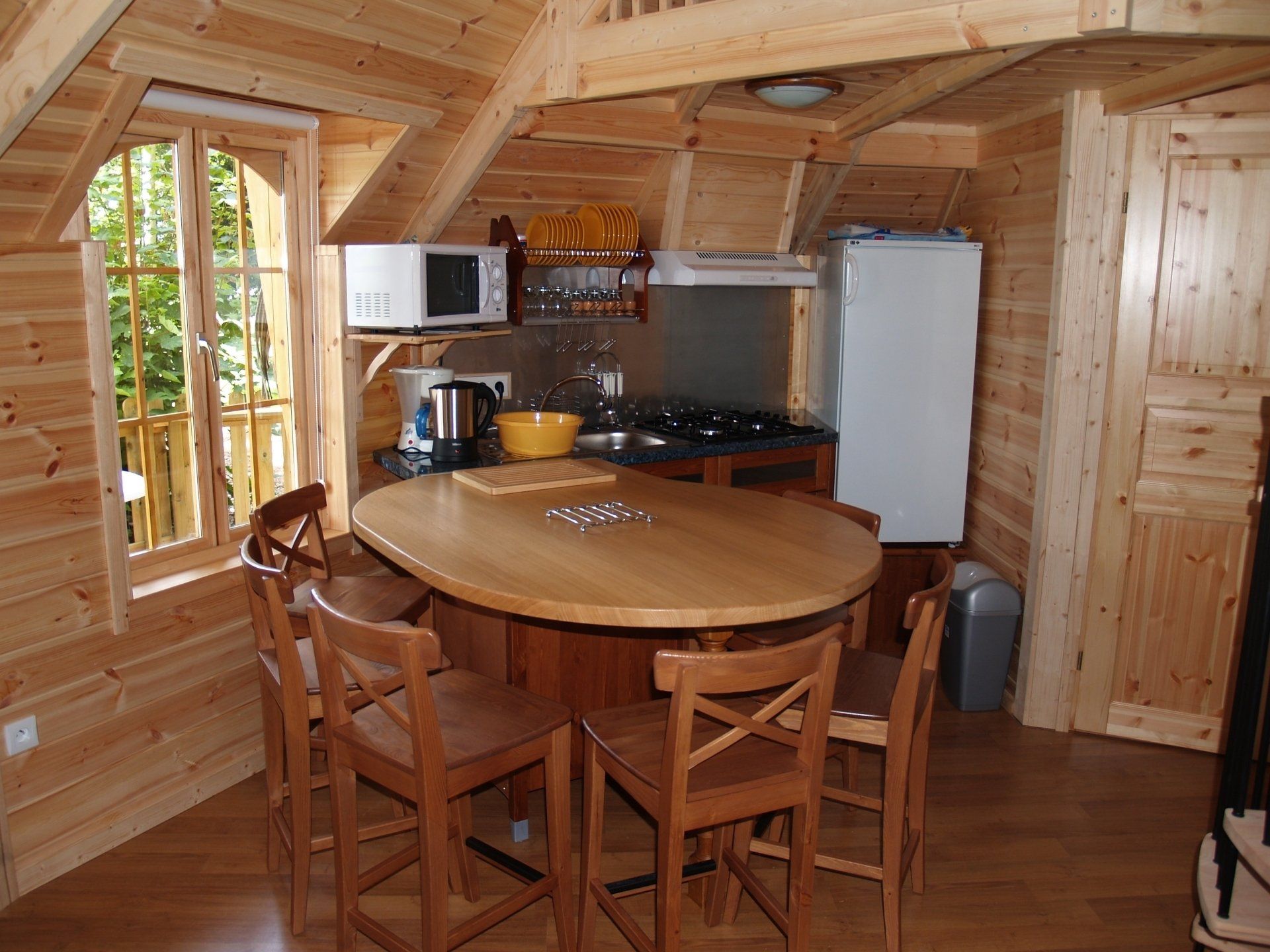 log cabin with kitchen